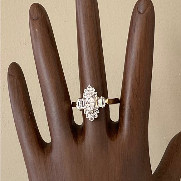 Vintage Victorian styled Ring - Picture 7 of 9